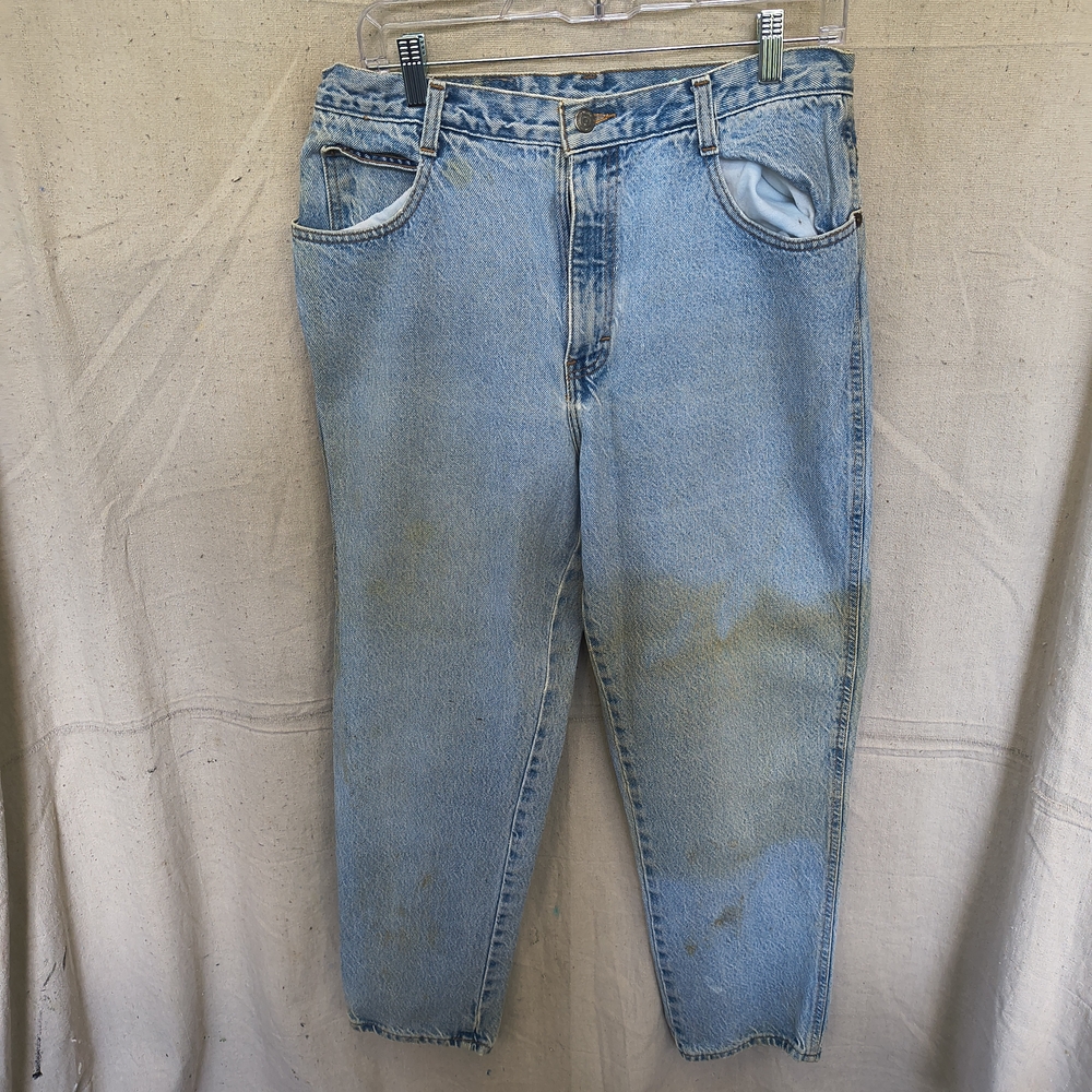 Gitanos Women's Size 14 Short Blue Denim Jeans Stains on the front of both legs